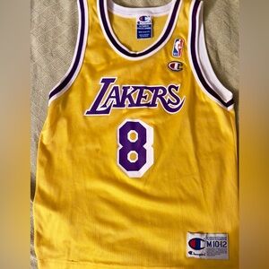 NBA JERSEY, LA LAKERS KOBE BRYANT CHAMPION, YOUTH M 10-12 VINTAGE 90’s